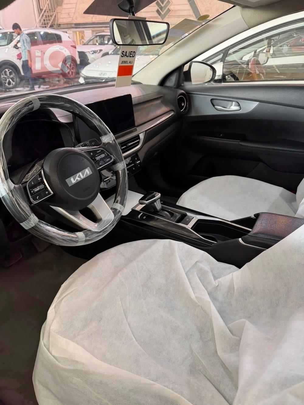 https://cdn.iqcars.ioa45ad98e-684a-40ec-8ce7-3da643c74101_7.jpg
